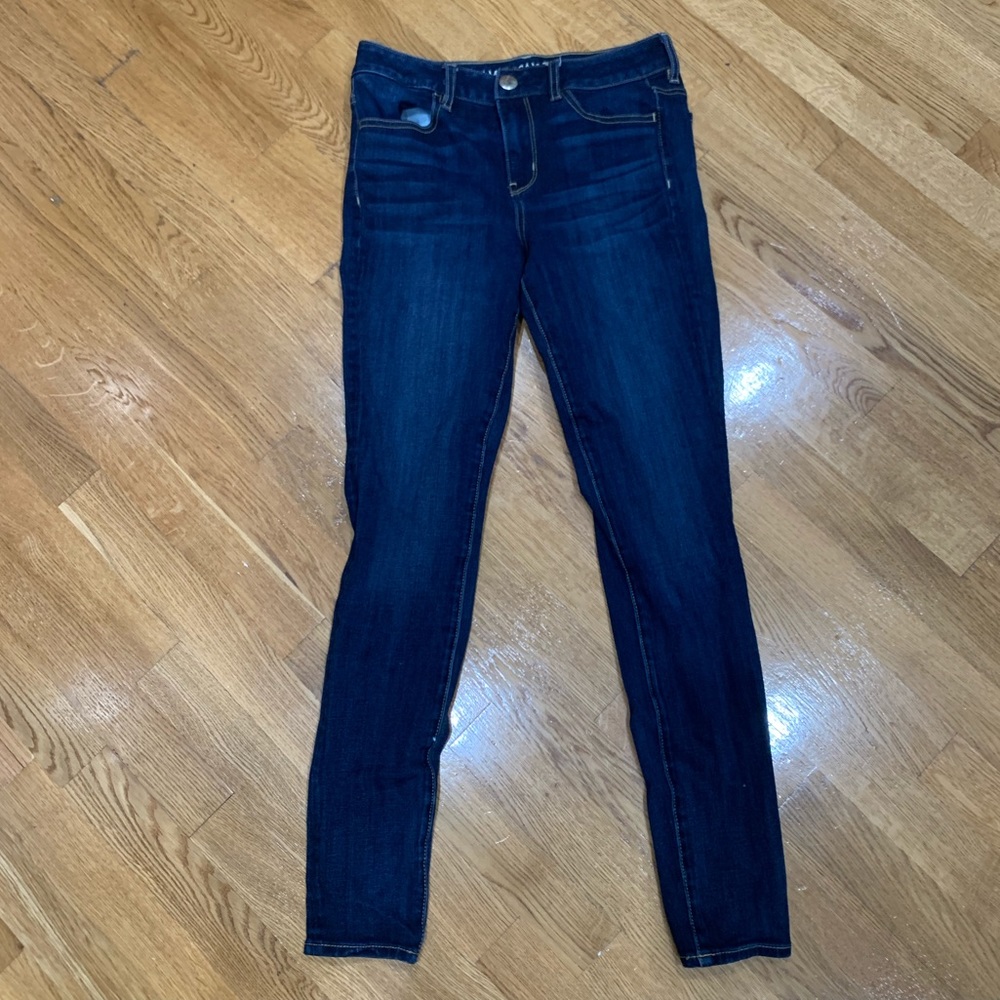 AE High waisted dark wash skinny stretch jeans